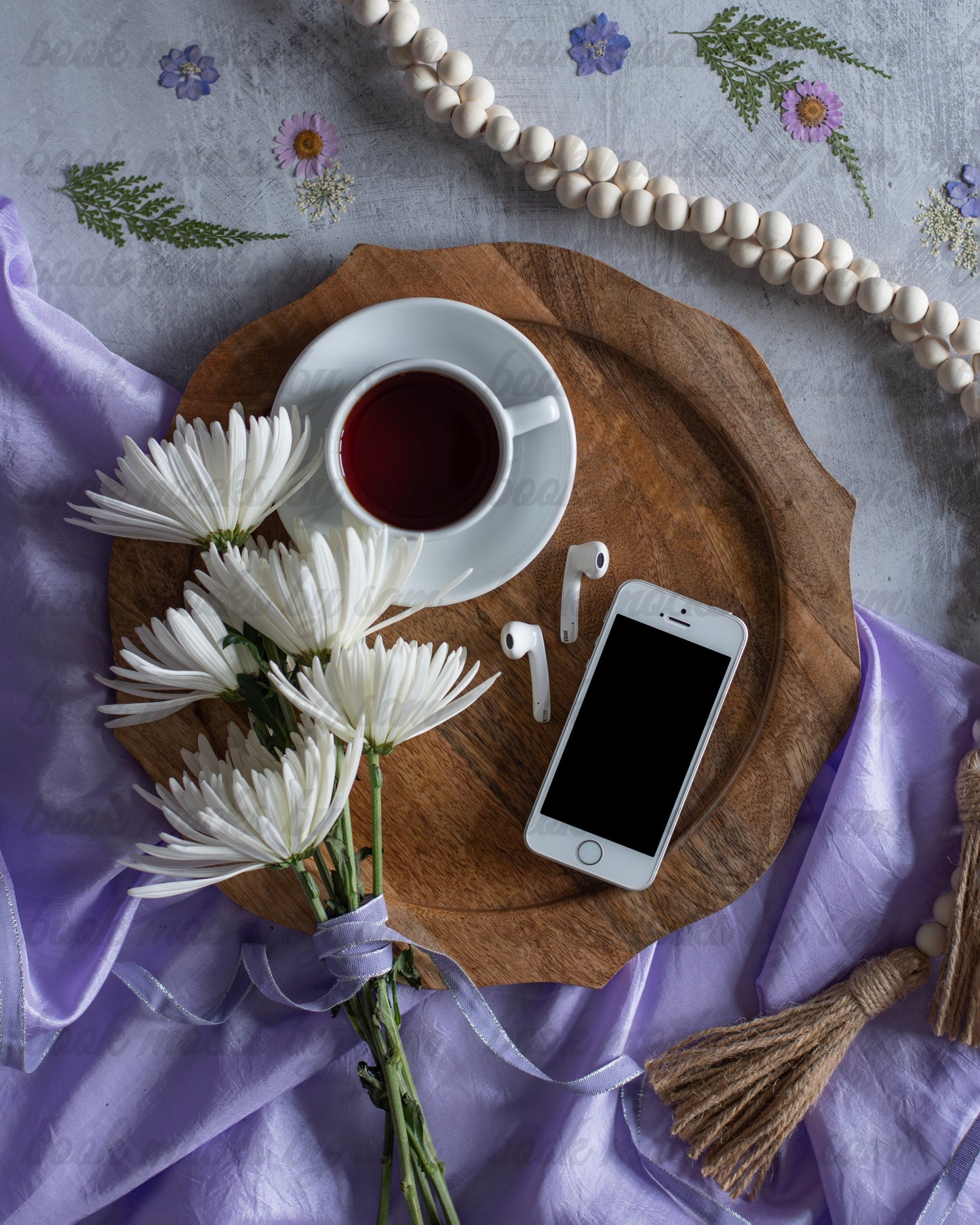 Lilac Pages iPhone 7