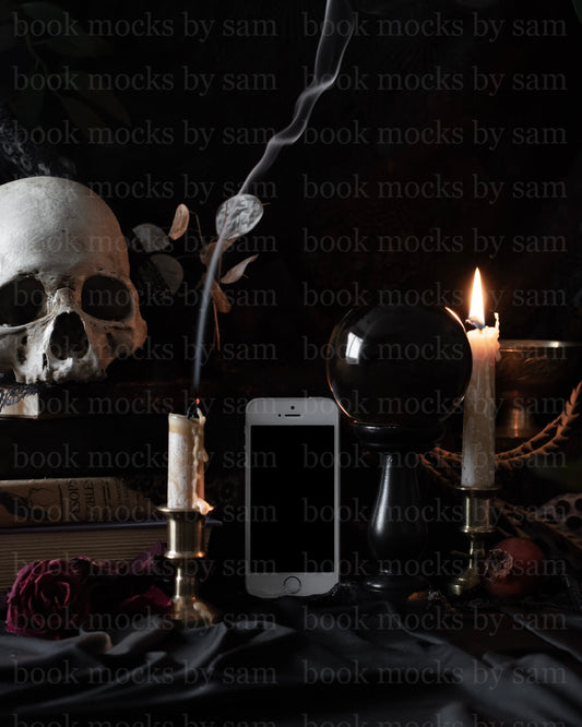 Coffin Couture iPhone 5