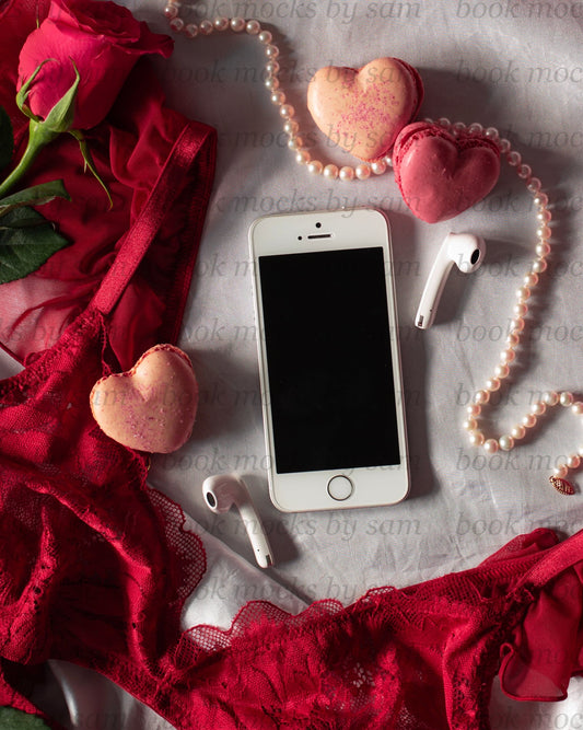 Good Girl iPhone1