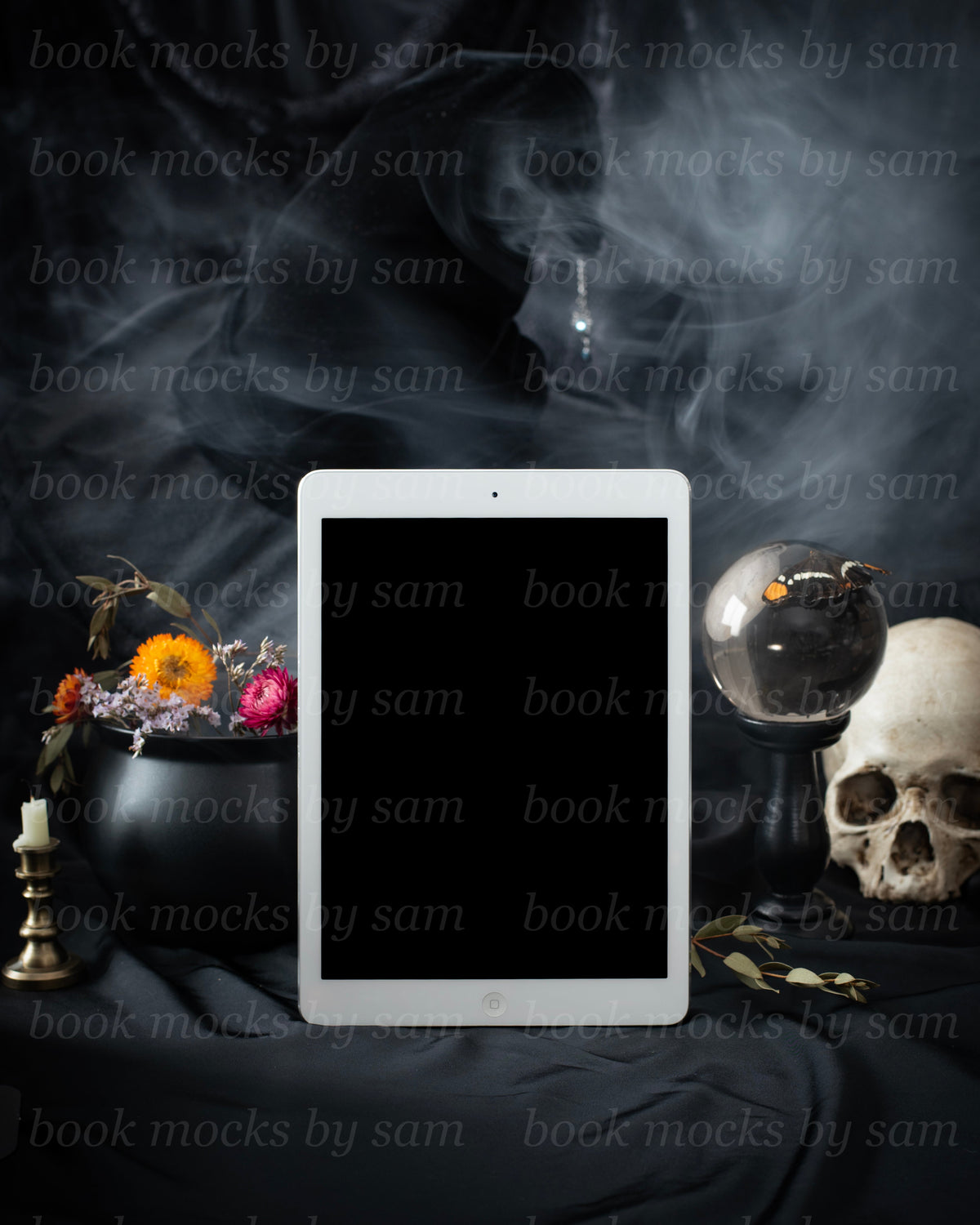 Spooky Season iPad 16