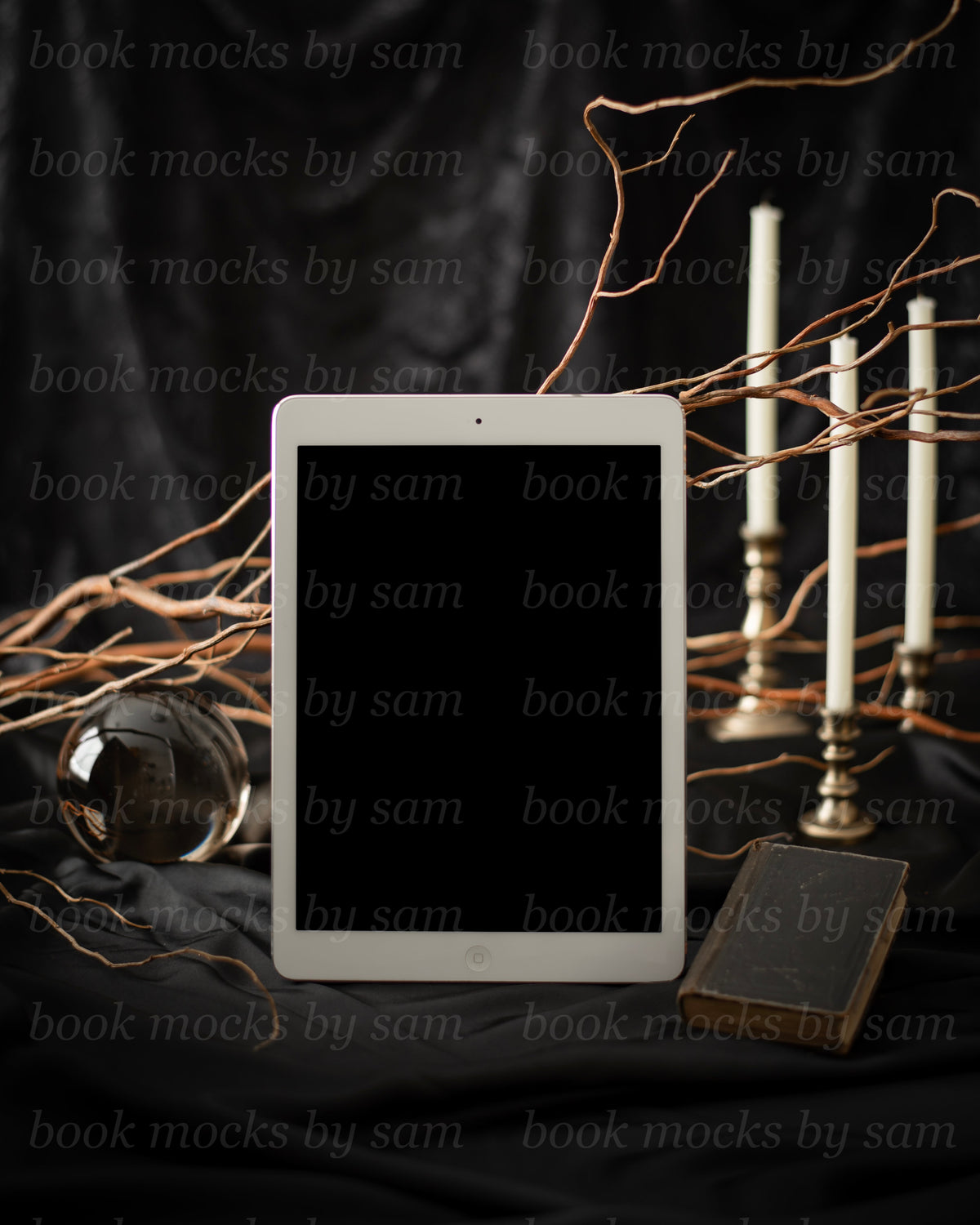 Spooky Season iPad 3